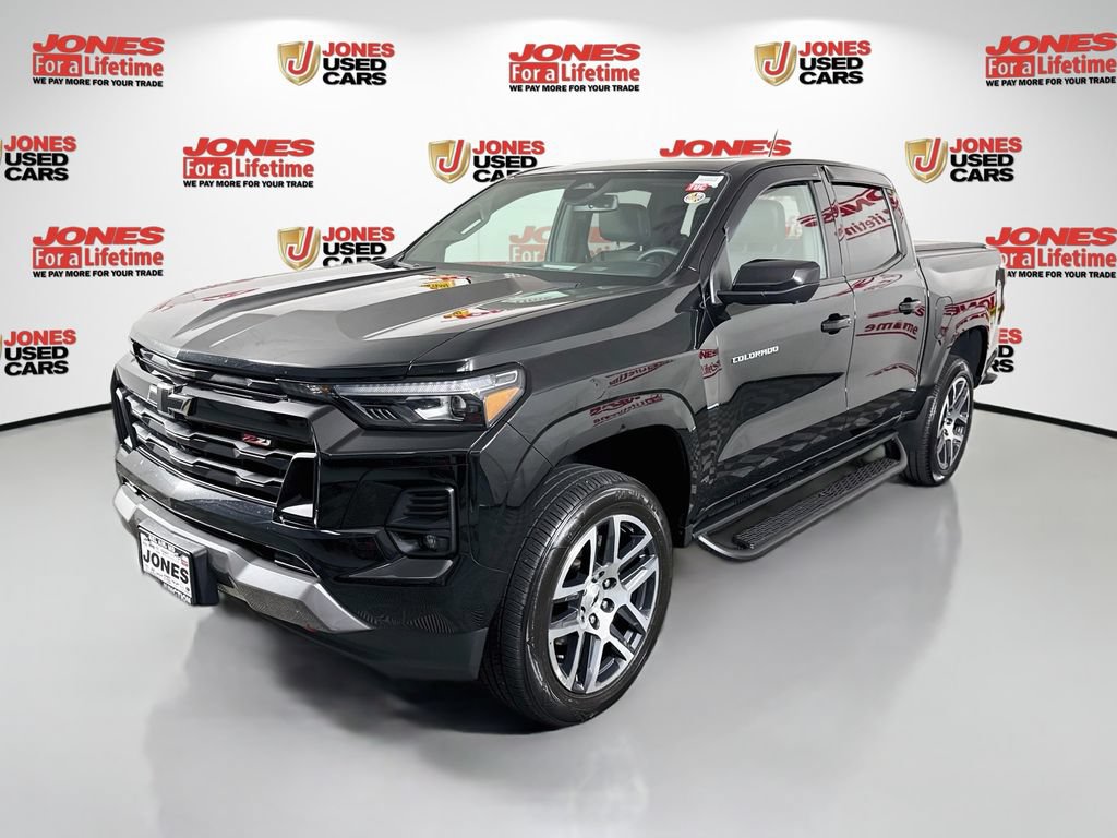 Used 2023 Chevrolet Colorado Z71 w/ Z71 Convenience Package 2 AWD/4WD image 12