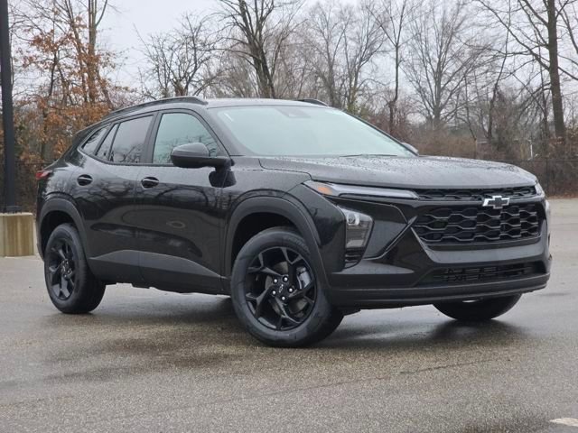 New 2026 Chevrolet Trax LT w/ Midnight Edition image 2