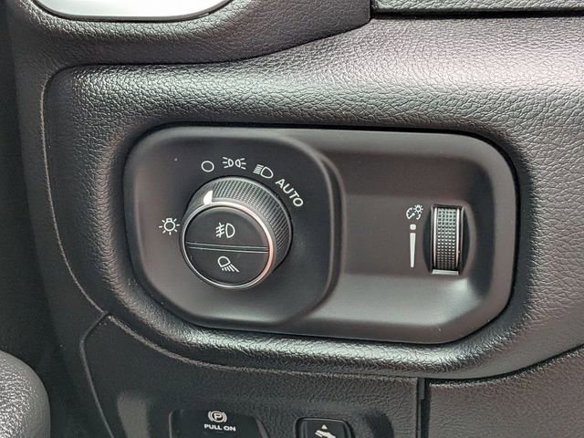 Used 2020 RAM 1500 Big Horn RWD image 27