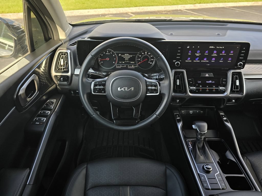Used 2023 Kia Sorento S FWD image 14