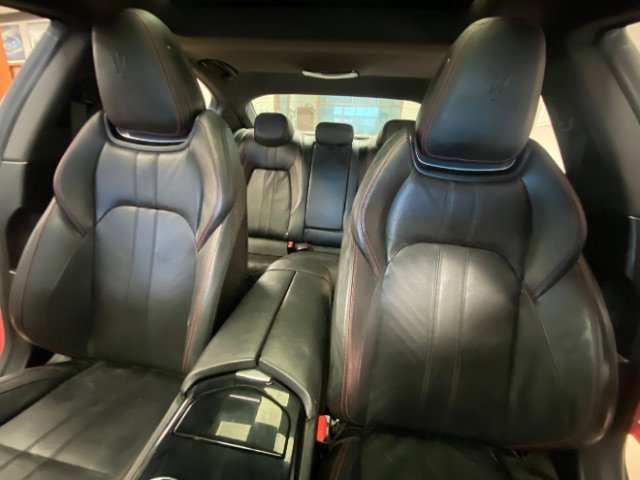 Used 2019 Maserati Ghibli S GranSport image 23