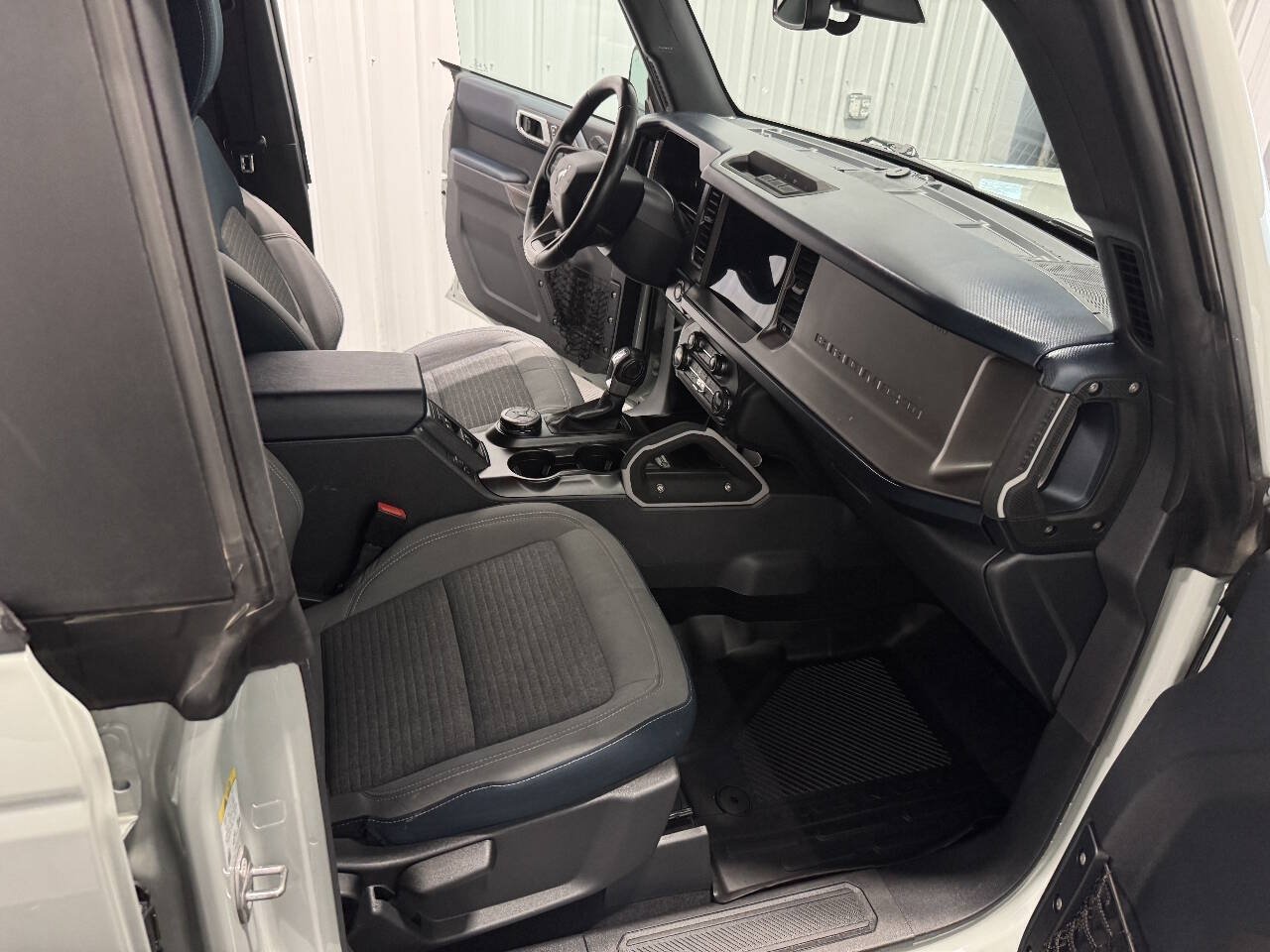 Used 2021 Ford Bronco Outer Banks AWD/4WD image 18