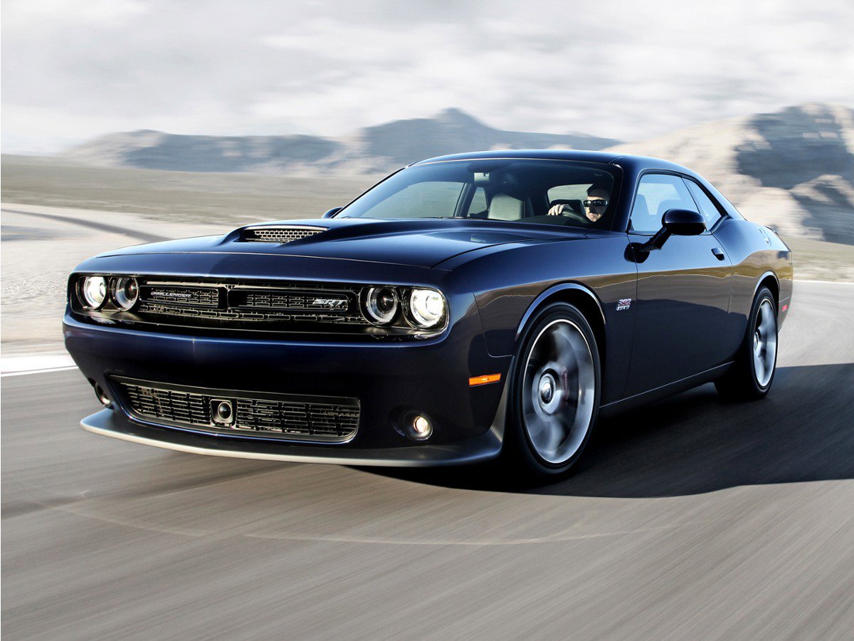 Used 2016 Dodge Challenger SRT w/ Technology Group