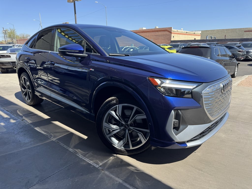 Used 2023 Audi Q4 e-tron Premium Plus w/ Premium Plus image 6