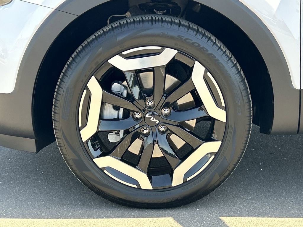 Used 2025 Kia Telluride EX image 34