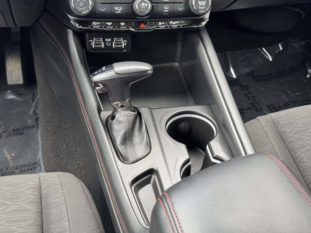Used 2025 Dodge Durango GT AWD/4WD image 19