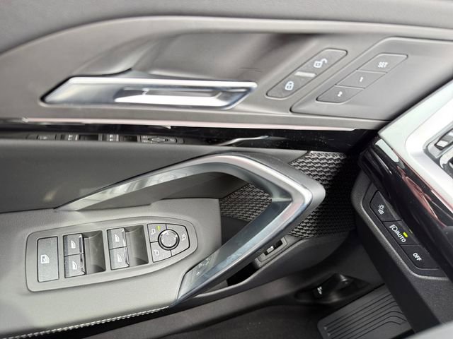 New 2026 BMW X1 xDrive28i w/ Technology Package AWD/4WD image 30