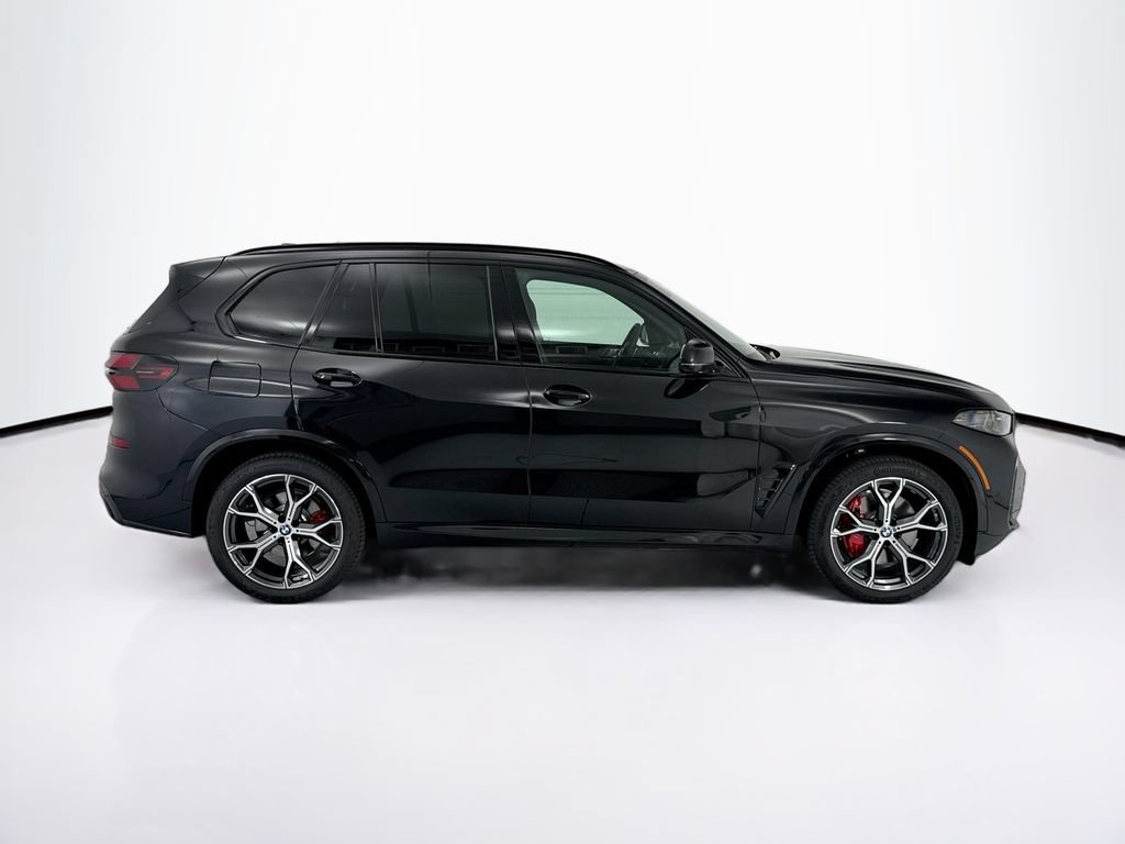 New 2026 BMW X5 xDrive40i w/ M Sport Package AWD/4WD image 4