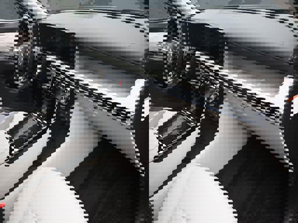 New 2025 Hyundai Tucson Blue image 32