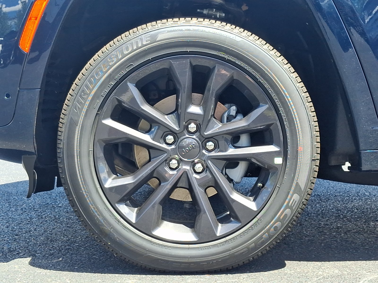 New 2026 Jeep Grand Cherokee Limited AWD/4WD image 5
