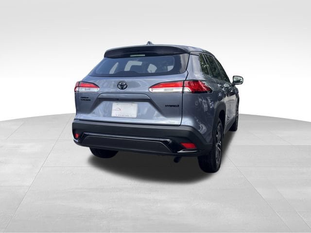 Used 2024 Toyota Corolla Cross AWD Hybrid image 5