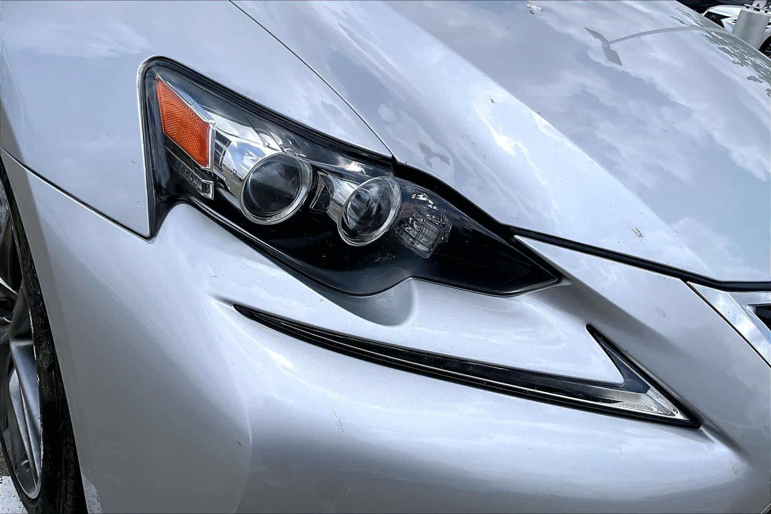 Used 2016 Lexus IS 200t RWD image 26