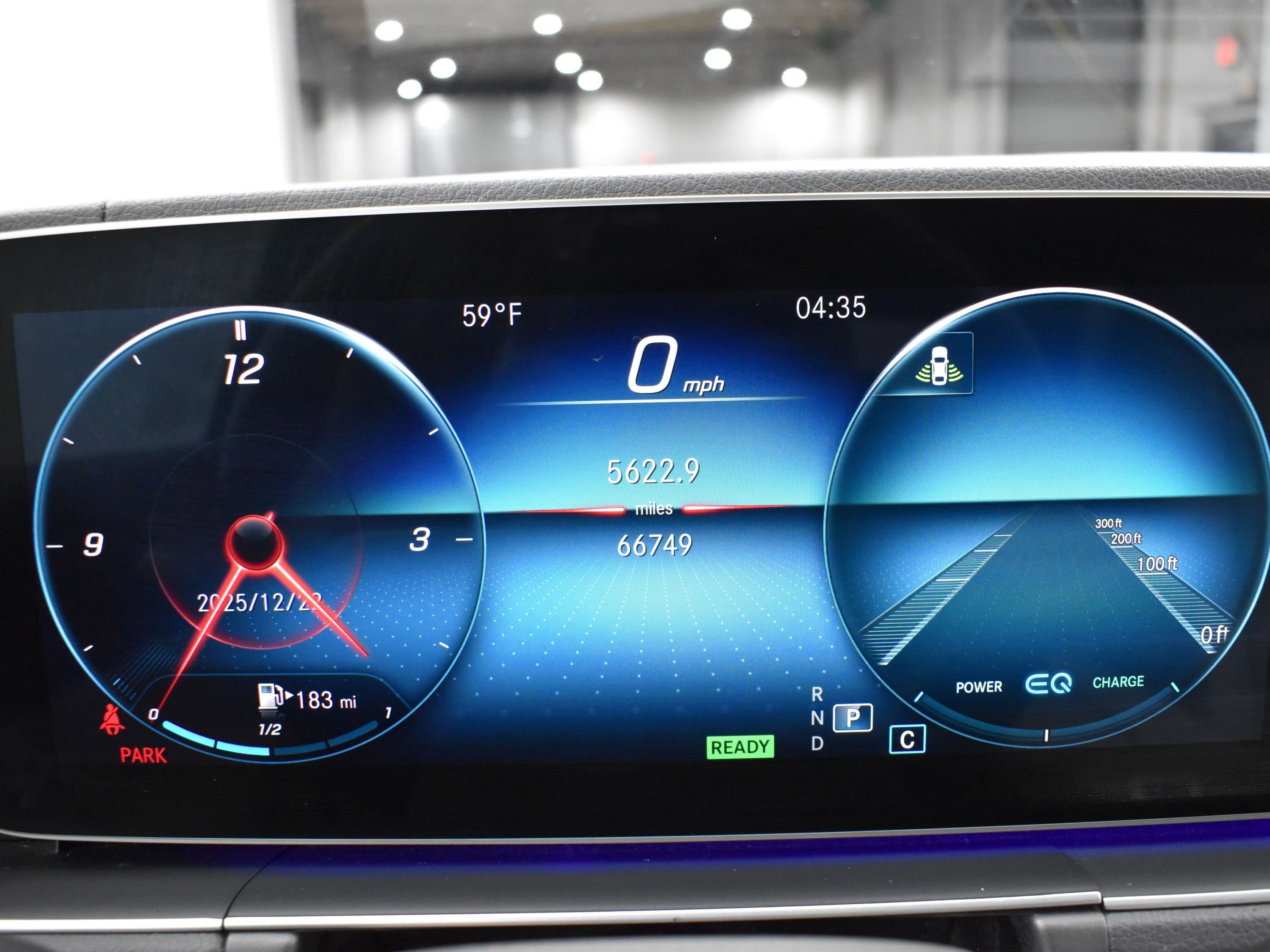 Used 2020 Mercedes-Benz GLE 450 4MATIC w/ MBUX Technology Package image 12