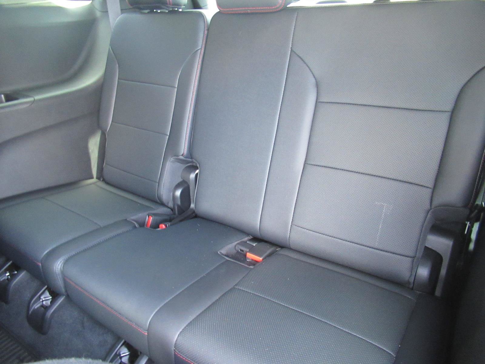 Used 2026 Chevrolet Traverse Z71 AWD/4WD image 39
