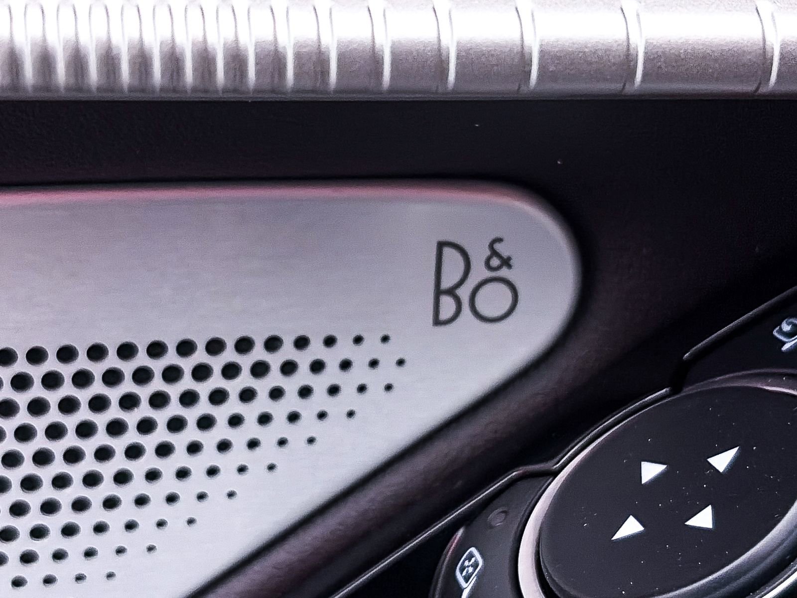 Used 2025 Ford Explorer Platinum w/ LUX Leather Package image 4