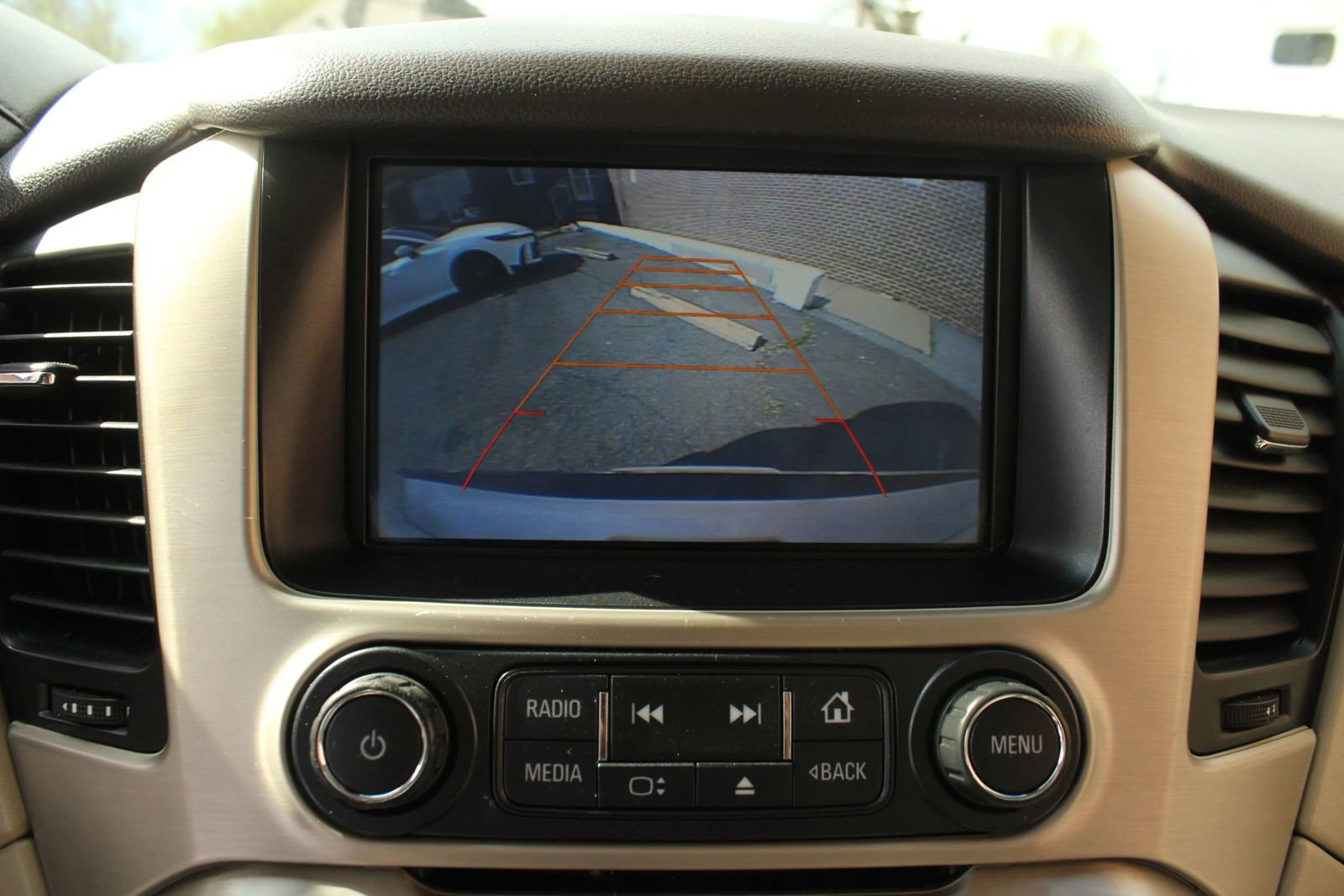 Used 2016 GMC Yukon Denali w/ Open Road Package AWD/4WD image 34