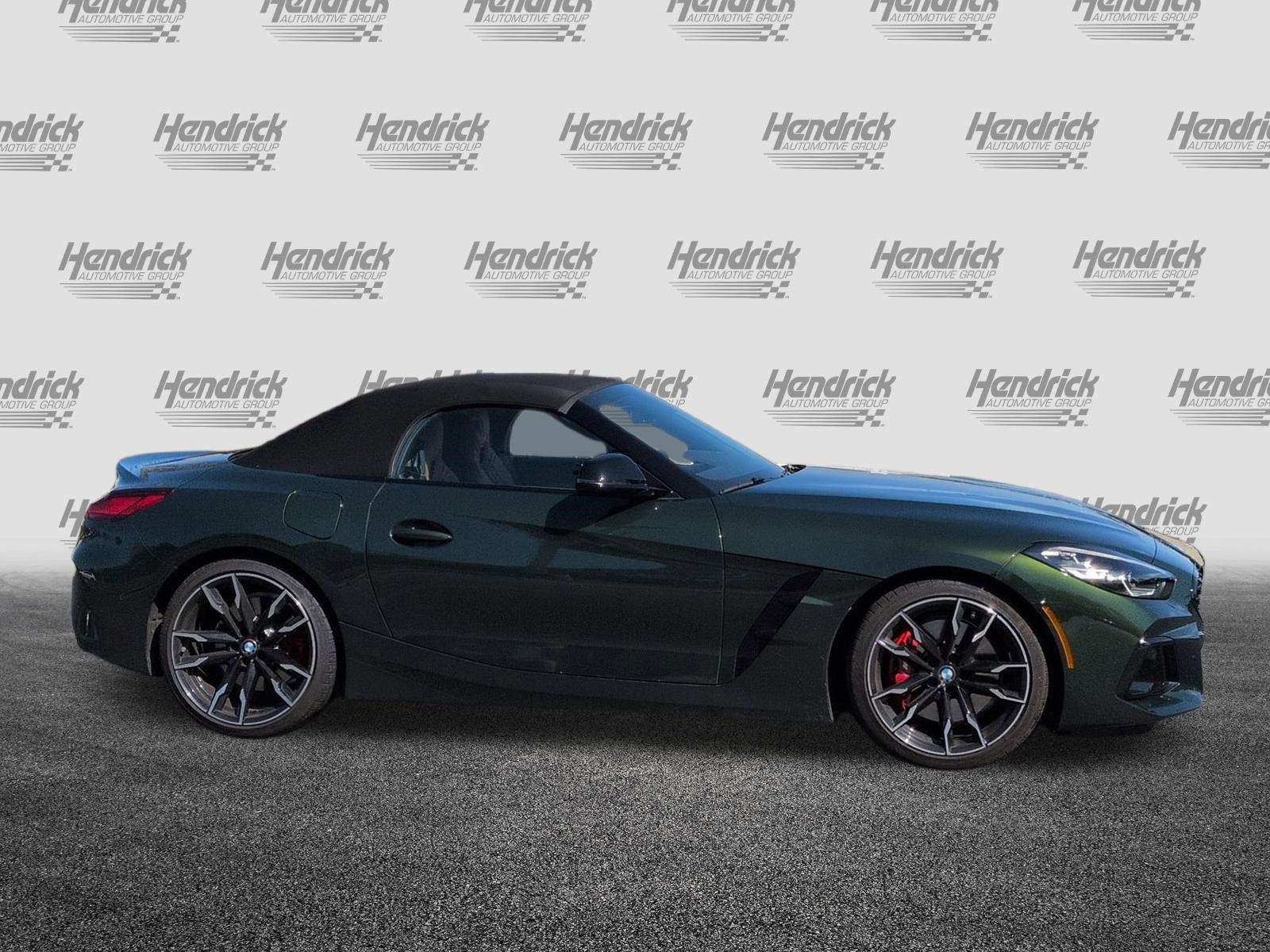 Used 2025 BMW Z4 M40i w/ Edition image 11