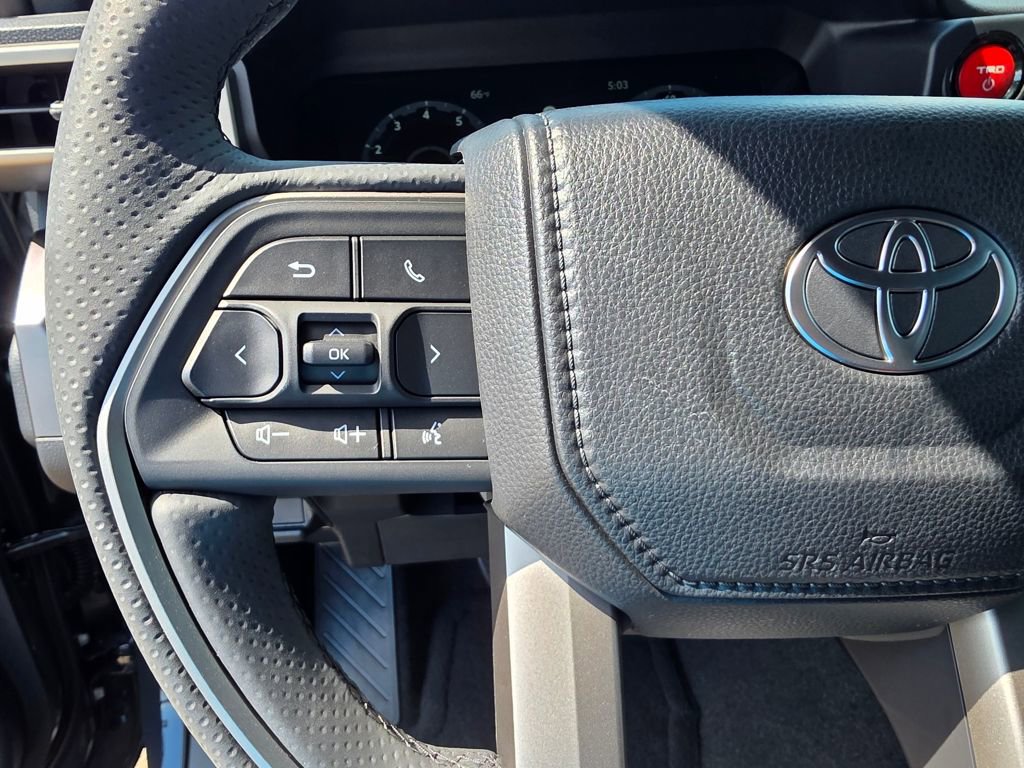 Used 2025 Toyota 4Runner TRD Off-Road image 16