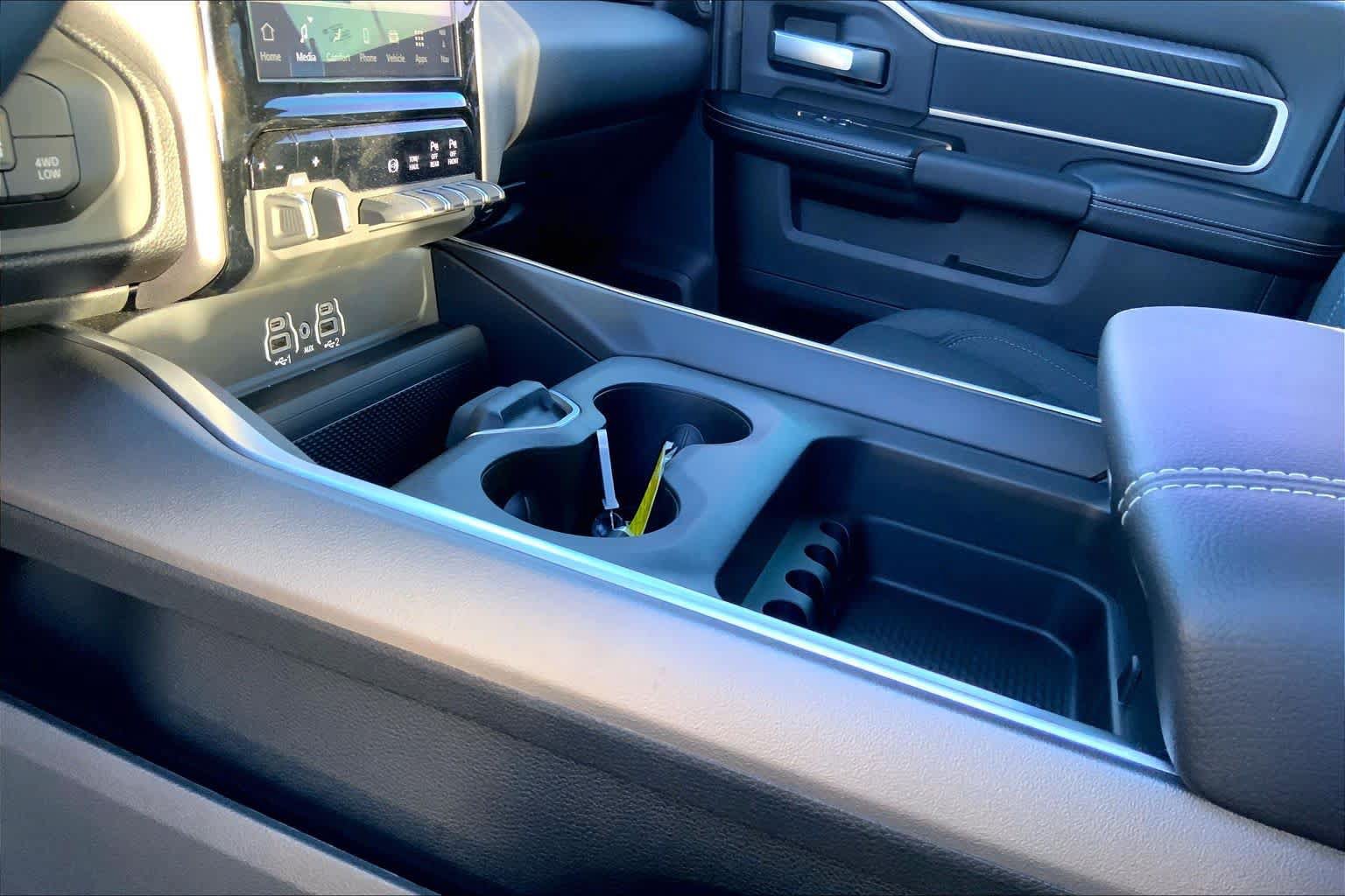 New 2026 RAM 3500 Lone Star AWD/4WD image 7