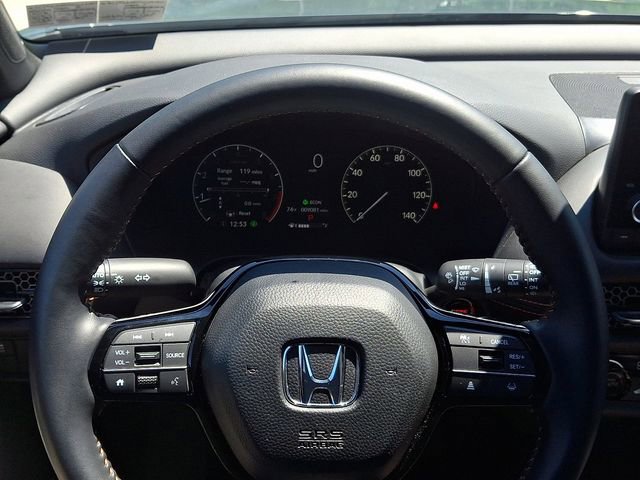 Used 2025 Honda HR-V Sport image 18