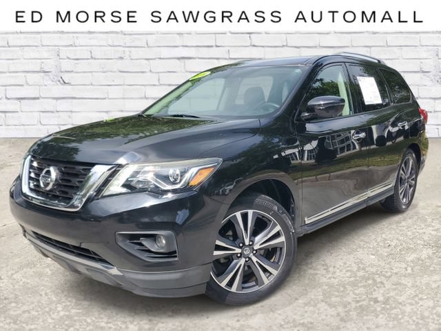 Used 2020 Nissan Pathfinder Platinum FWD image 1