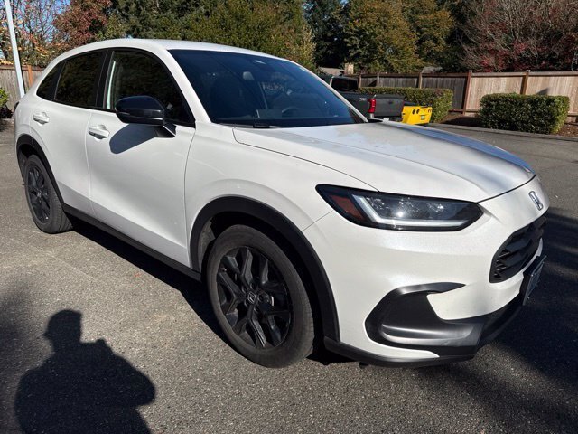 Certified 2025 Honda HR-V Sport image 2