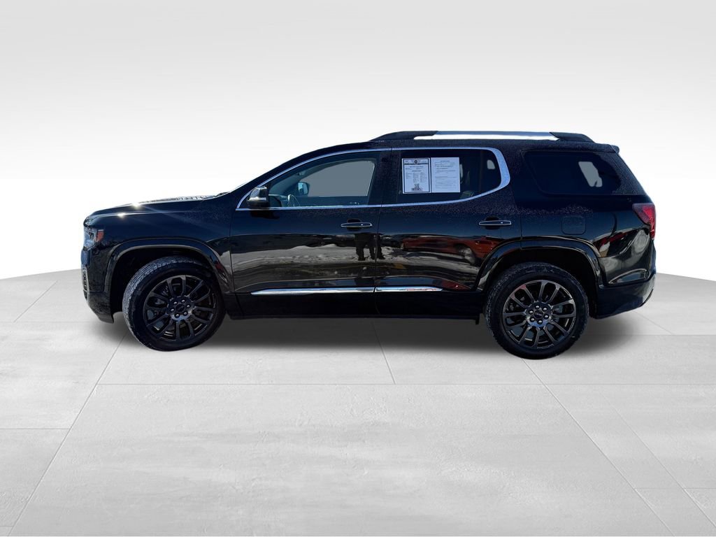 Used 2023 GMC Acadia Denali w/ Black Diamond Edition image 4