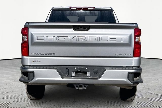 Used 2026 Chevrolet Silverado 1500 Custom image 6