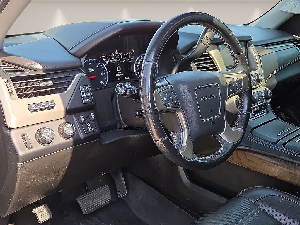 Used 2018 GMC Yukon XL Denali w/ Denali Ultimate Package AWD/4WD image 15