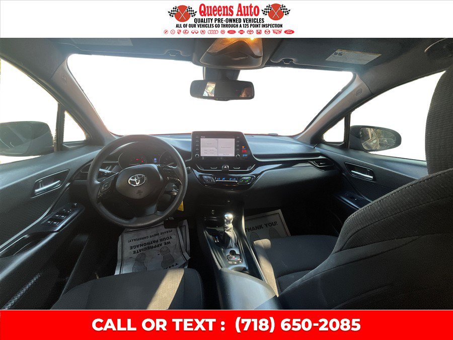 Used 2019 Toyota C-HR LE FWD image 23