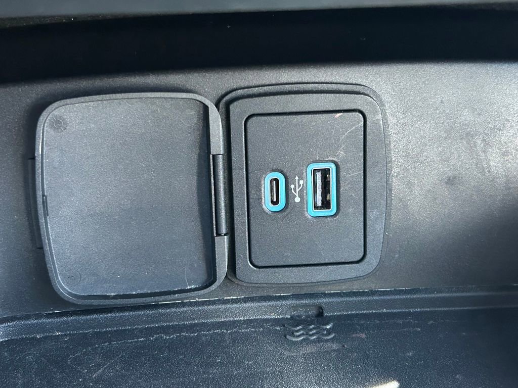 Used 2022 Ford Bronco Black Diamond w/ Sasquatch Package image 30