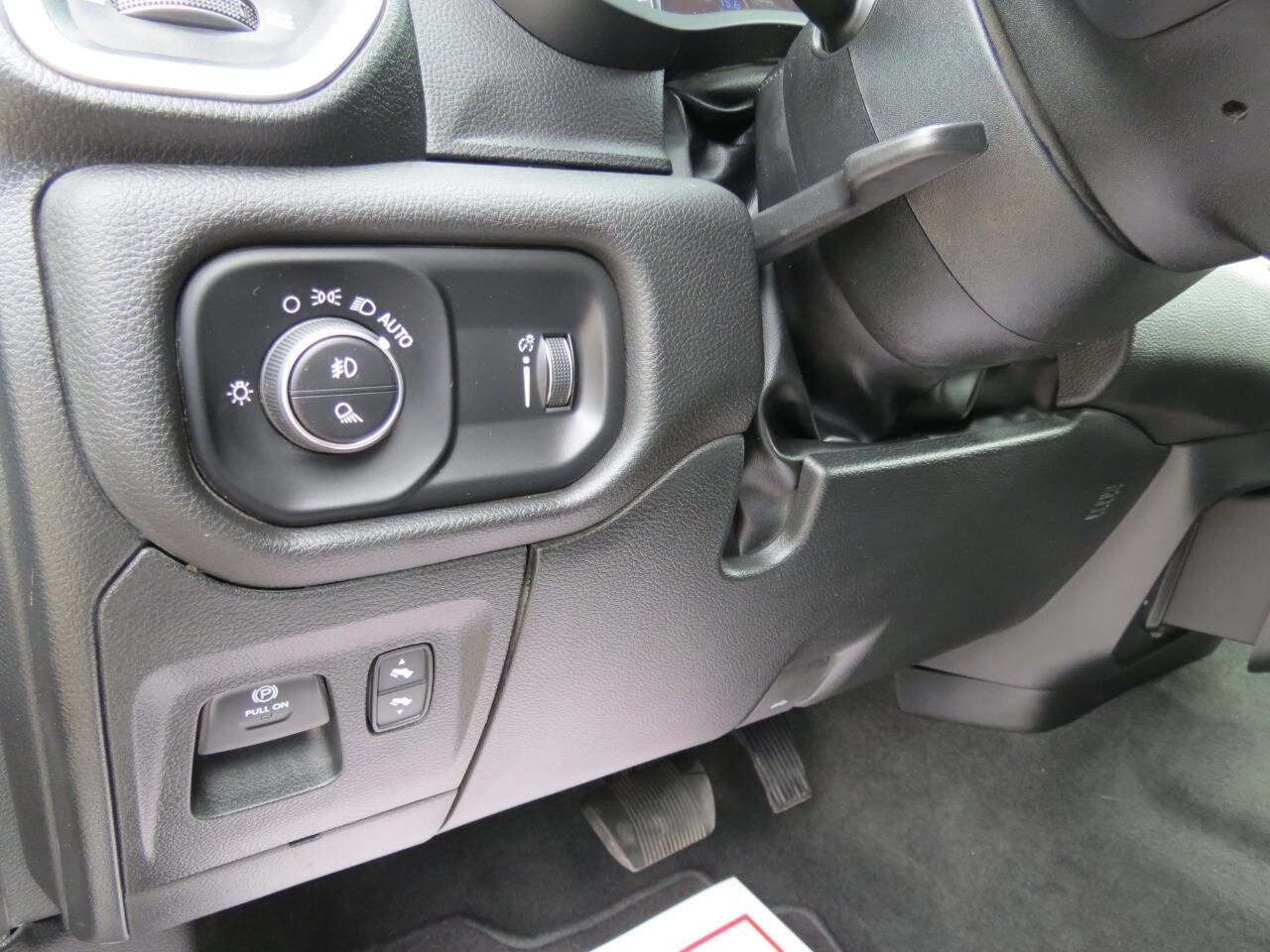 Used 2023 RAM 1500 Big Horn image 13