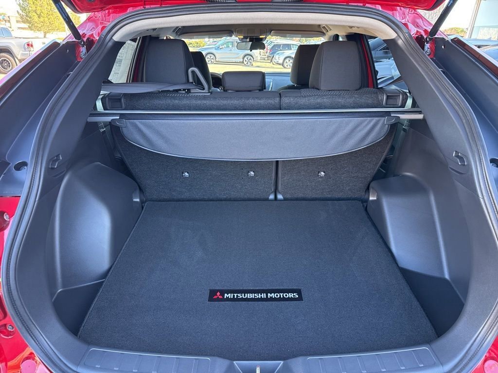 New 2026 Mitsubishi Eclipse Cross LE image 28