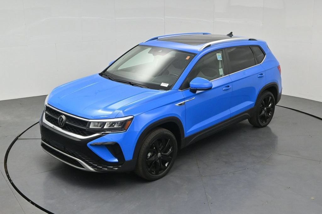 Used 2023 Volkswagen Taos SE w/ Panoramic Sunroof Package FWD image 43