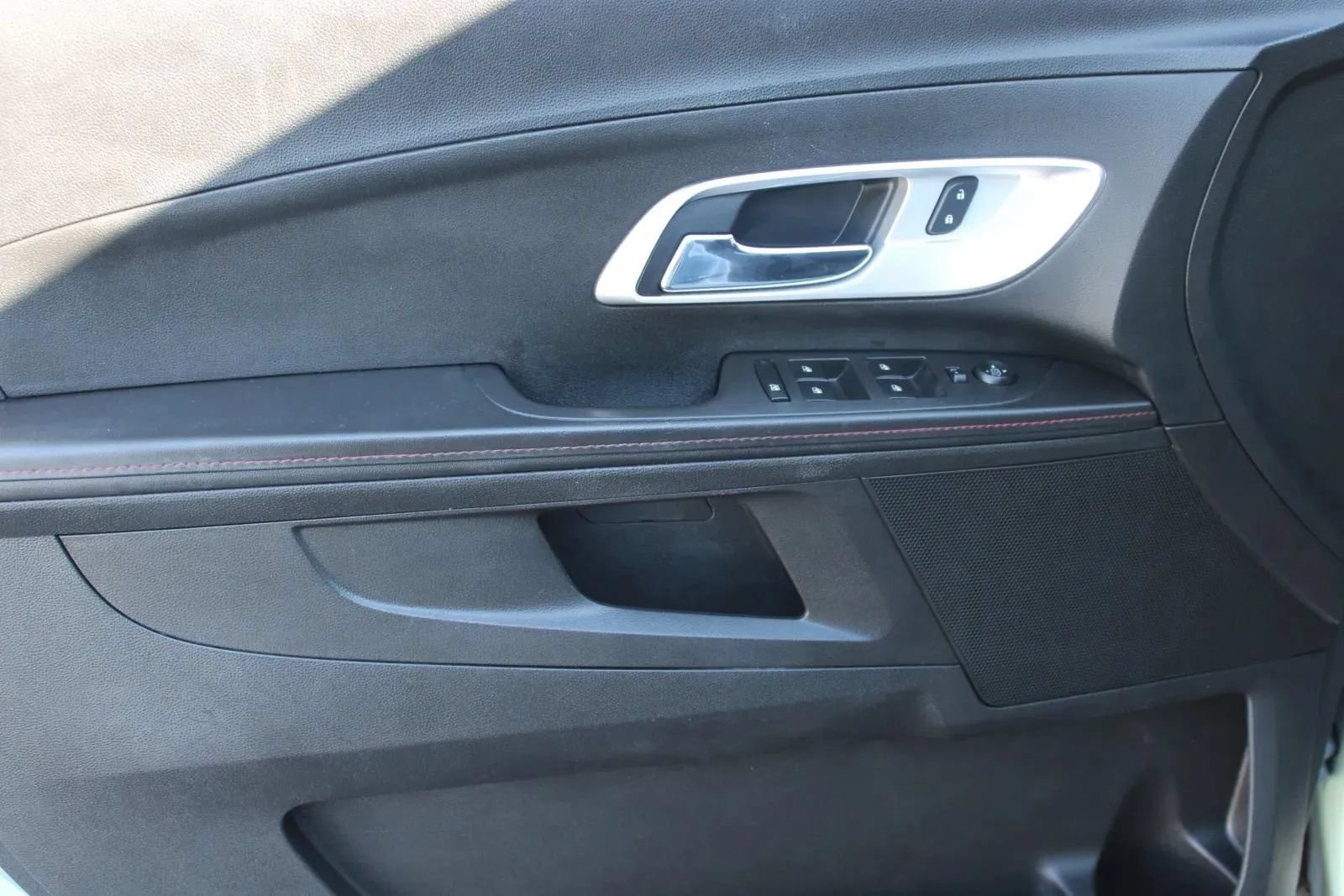 Used 2015 Chevrolet Equinox LT AWD/4WD image 15