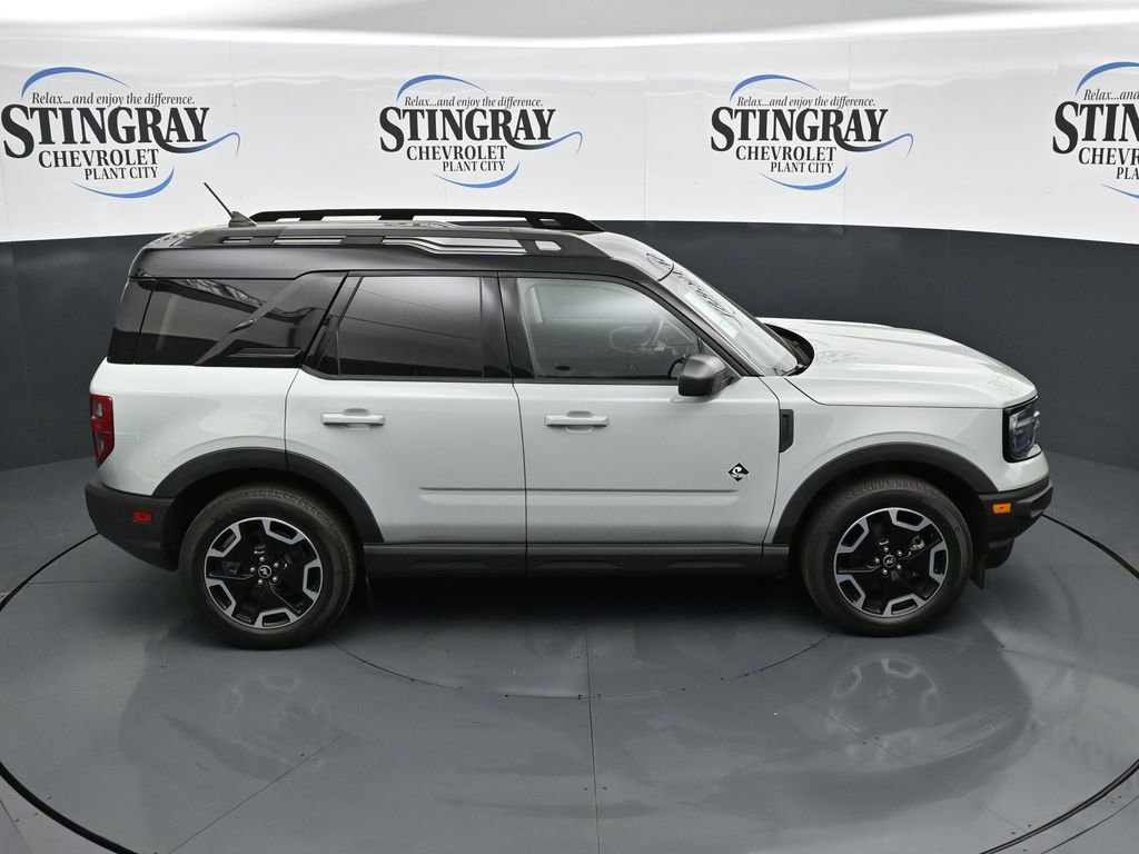 Used 2023 Ford Bronco Sport Outer Banks w/ Tech Package image 16