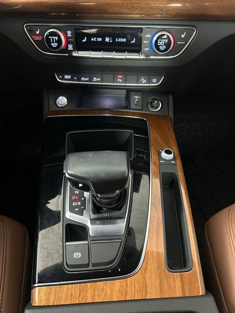 Used 2022 Audi Q5 2.0T Premium image 28