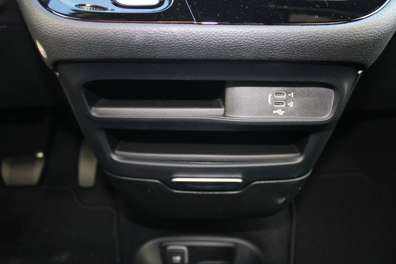 New 2026 Chrysler Pacifica Select w/ S Appearance Package FWD image 19