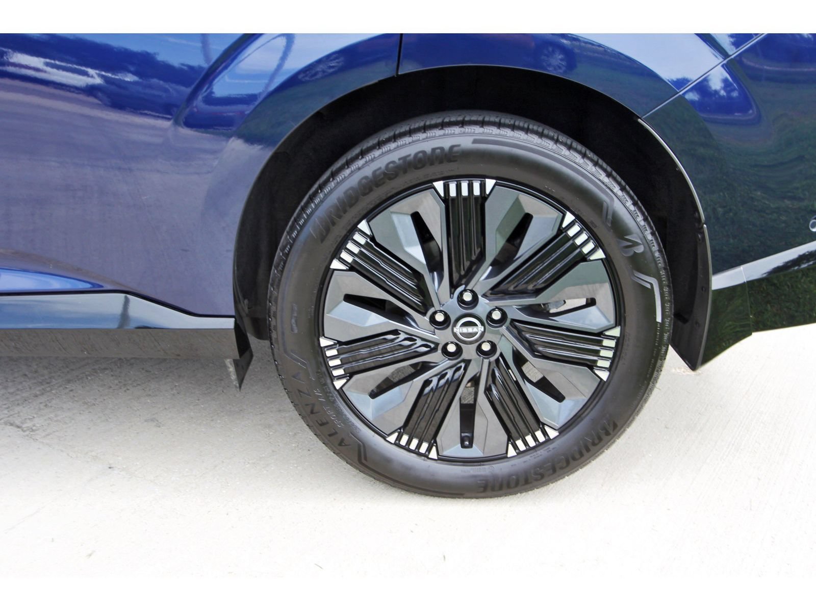 Certified 2025 Nissan Murano Platinum w/ Cargo Package AWD/4WD image 33
