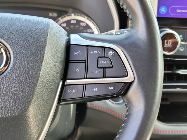 Used 2023 Toyota Highlander XSE image 22