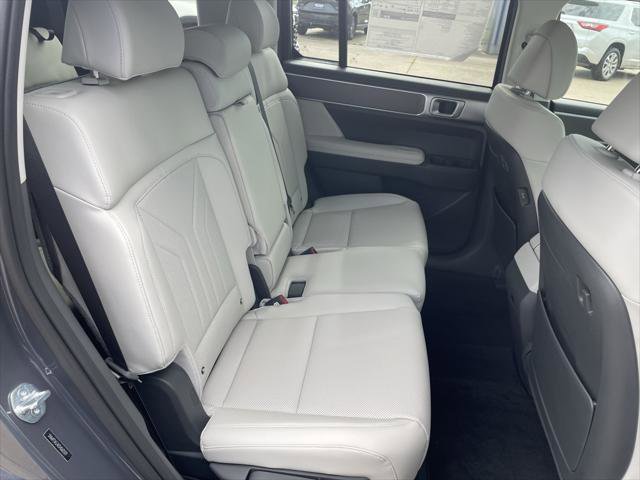 New 2025 Hyundai Santa Fe SEL image 12