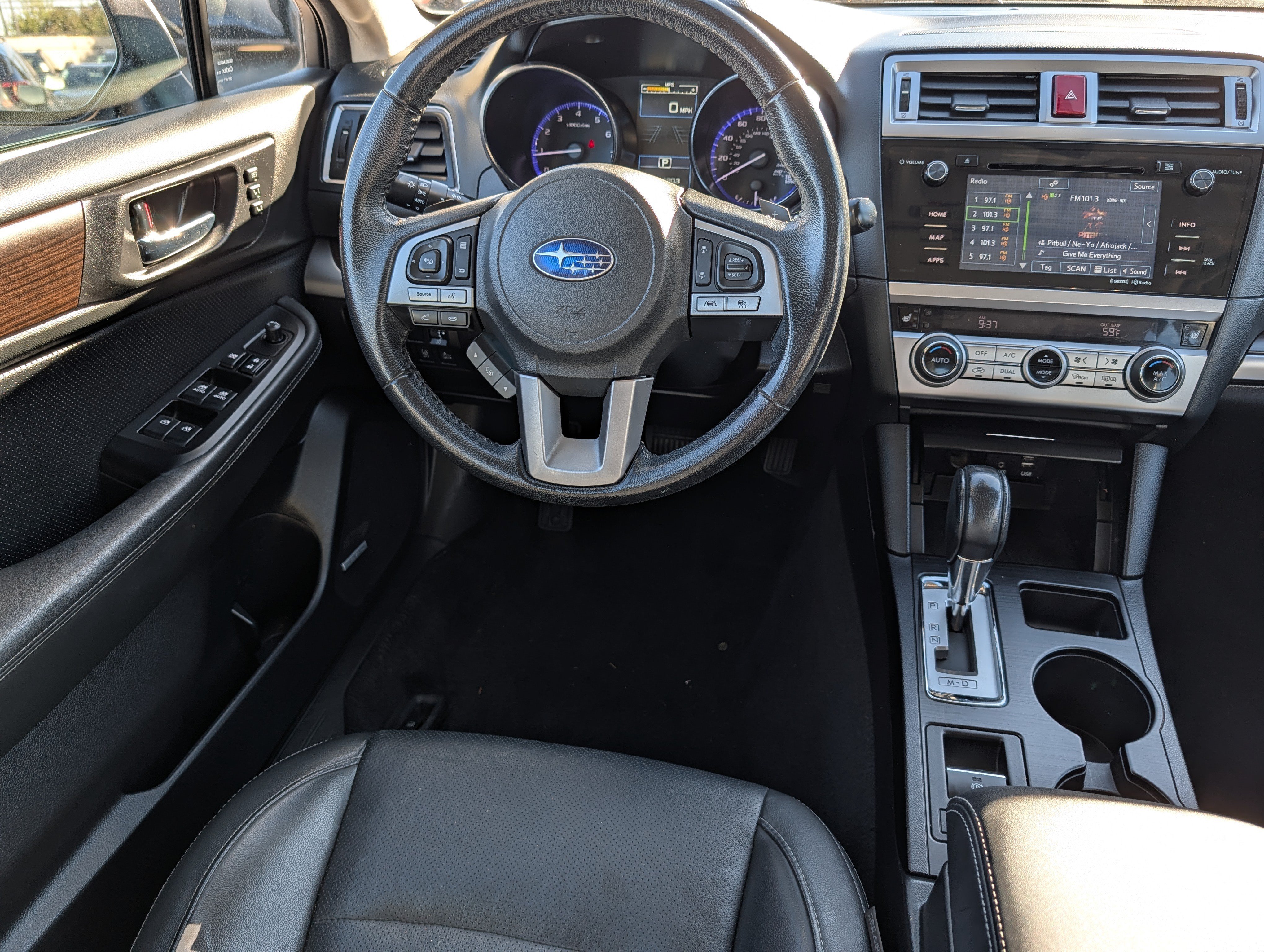 Used 2017 Subaru Legacy 3.6R Limited AWD/4WD image 9
