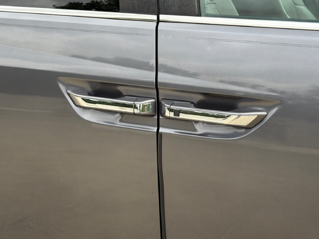 Used 2016 Honda Odyssey EX-L image 4