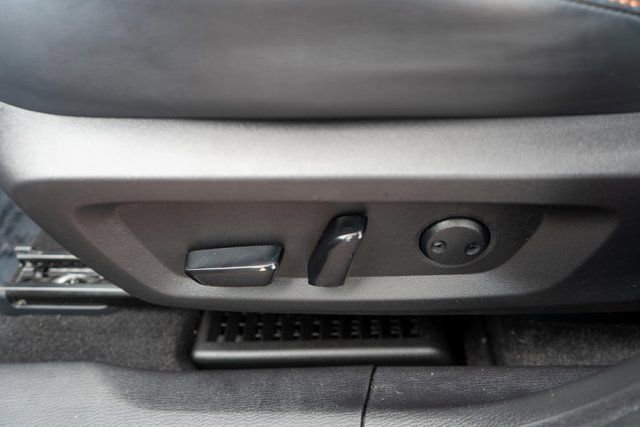 Used 2023 Mitsubishi Outlander AWD image 23