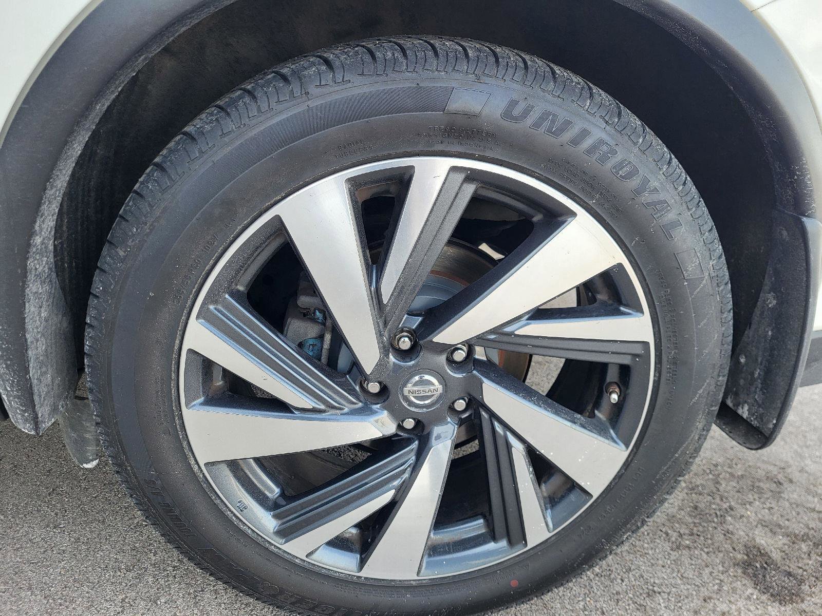 Used 2018 Nissan Murano Platinum image 16