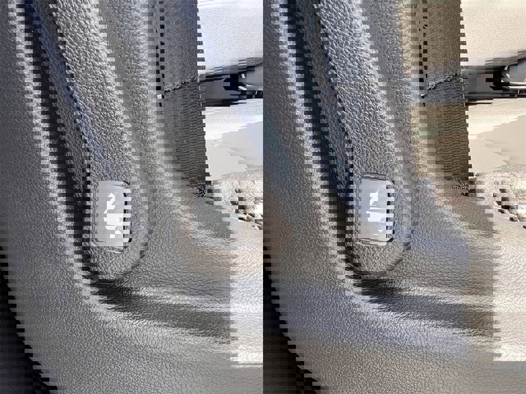 New 2026 Honda Odyssey Touring image 19