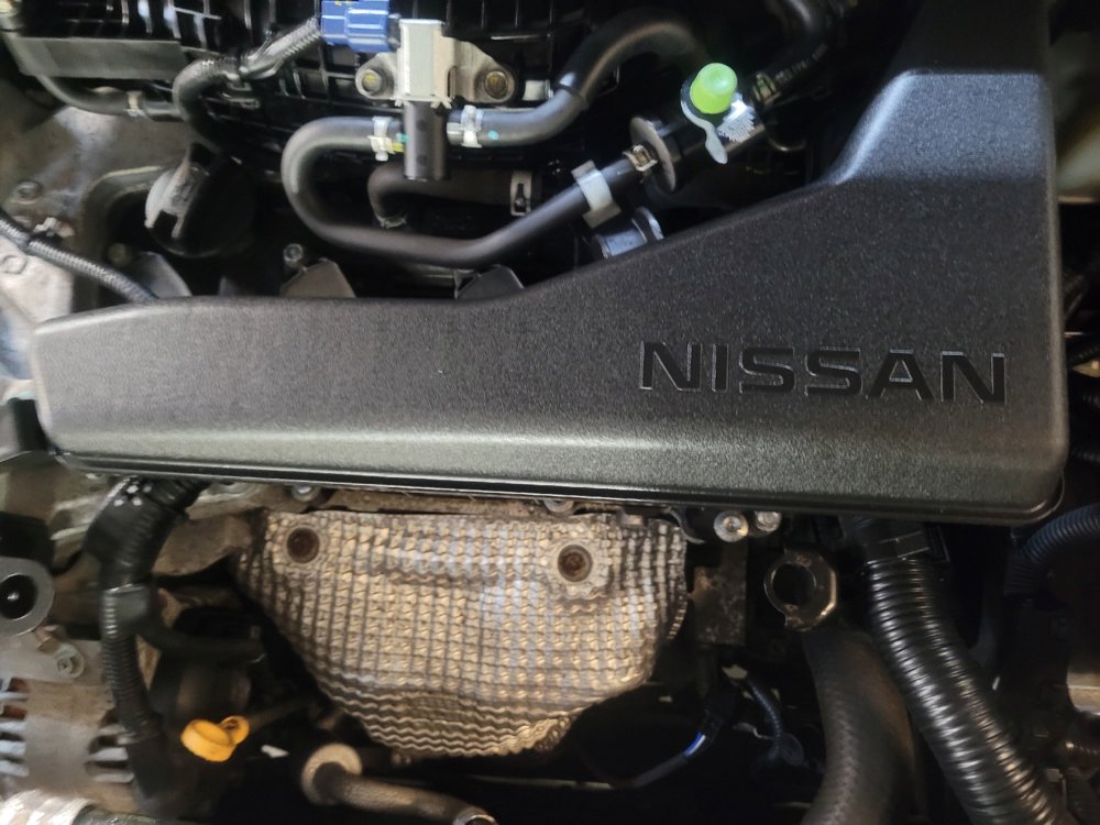 Used 2018 Nissan Rogue SV image 30