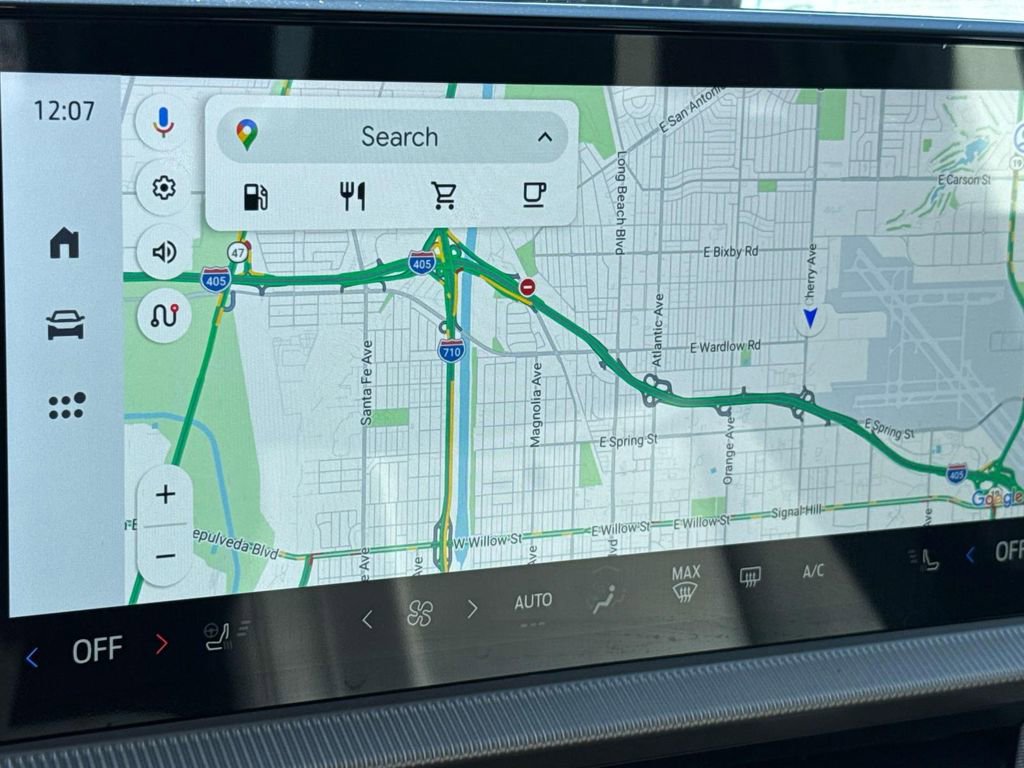 Used 2025 Ford Explorer Active w/ Active Comfort Package image 30