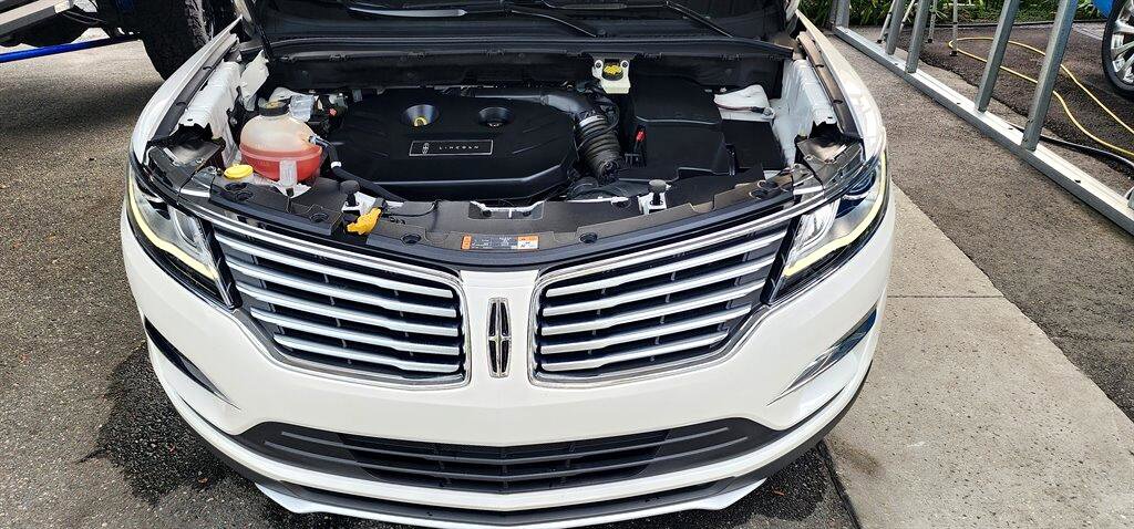 Used 2017 Lincoln MKC Reserve image 15