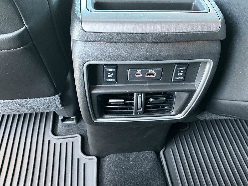 Certified 2023 Nissan Murano SL w/ SL Moonroof Package FWD image 24